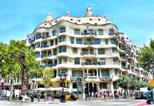 antoni gaudi masterpiece casa mila