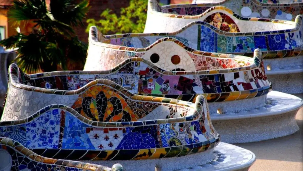 Park Guell bench close up